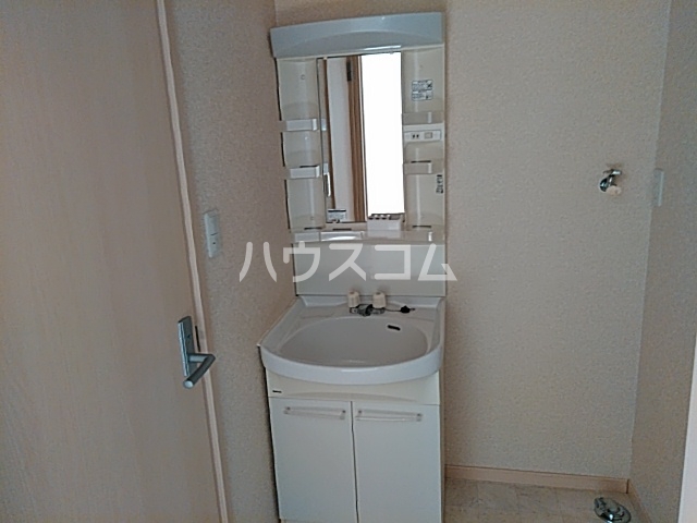 13/27 洗面