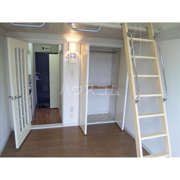 14/21 エントランス