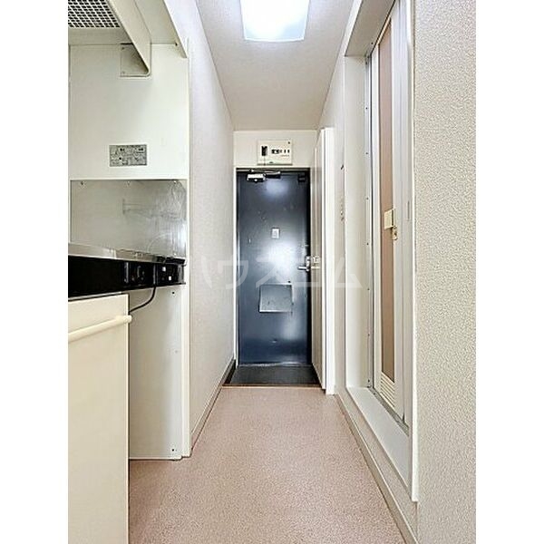 14/21 エントランス