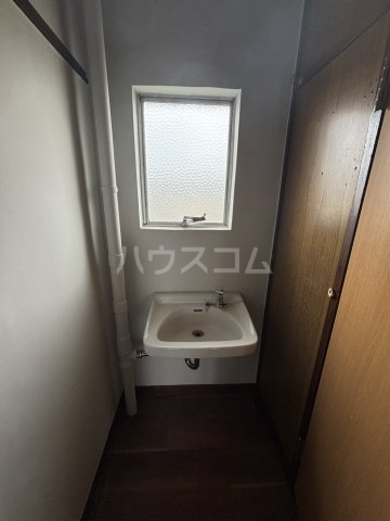 17/28 洗面