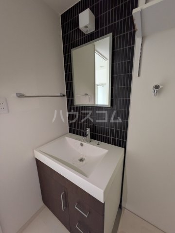 15/30 洗面