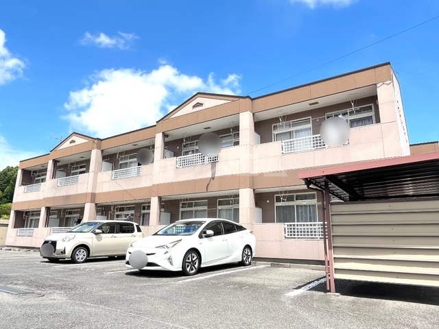 2/3 駐車場