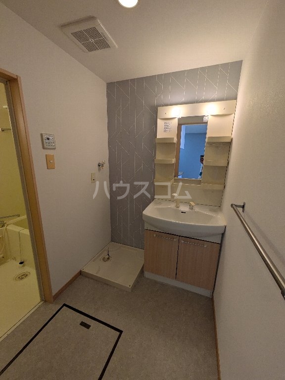 15/30 洗面