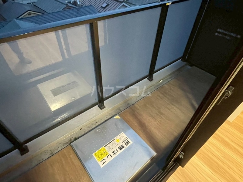 15/22 バルコニー
