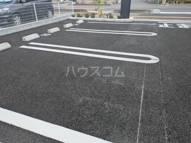 22/30 駐車場
