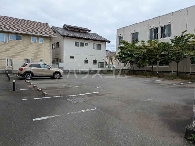 22/26 駐車場