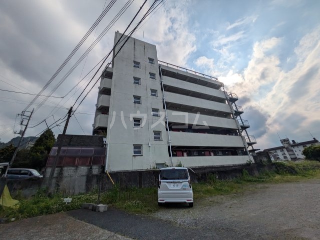 19/19 駐車場