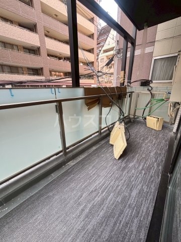 19/27 バルコニー