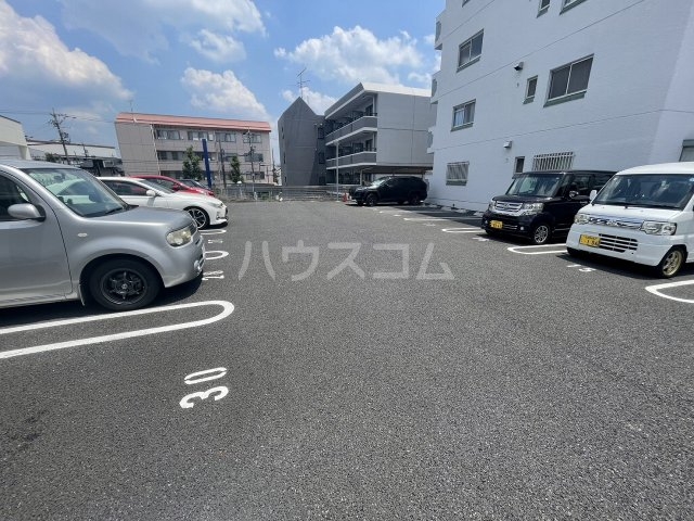 20/26 駐車場
