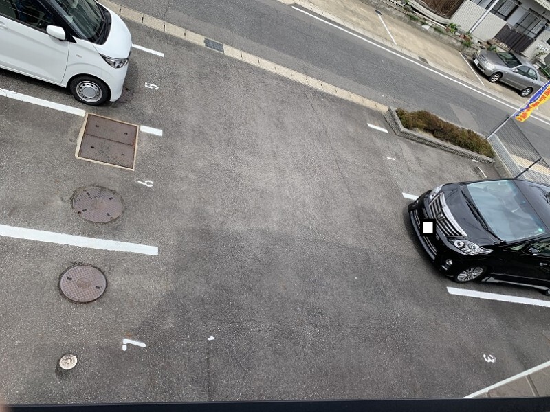 18/25 駐車場