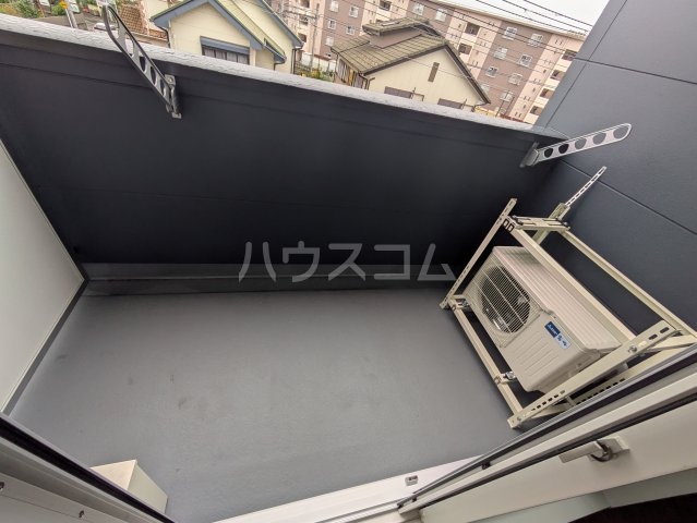 19/30 バルコニー