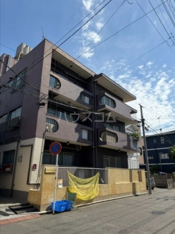 2/3 エントランス