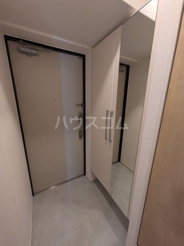 14/30 玄関