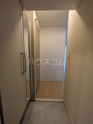 13/30 玄関