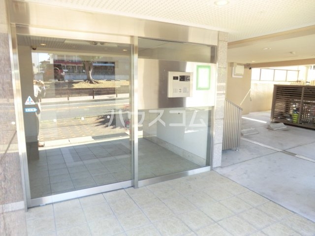 3/6 エントランス