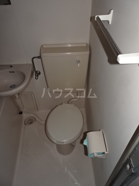 13/30 トイレ