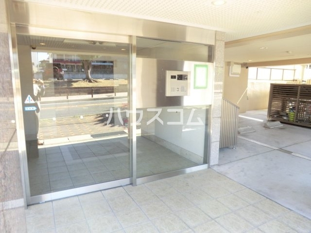 14/22 エントランス