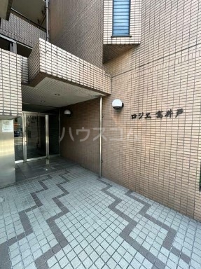 15/21 エントランス