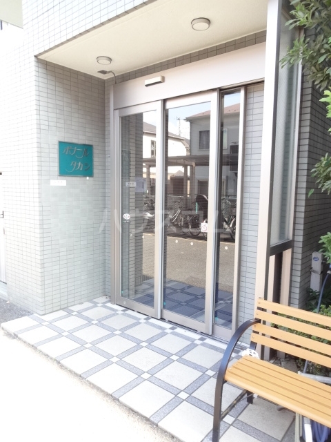 3/4 エントランス