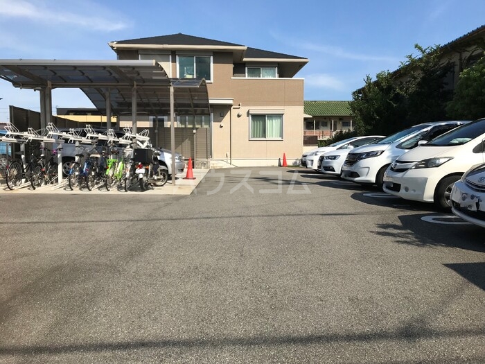 14/20 駐車場