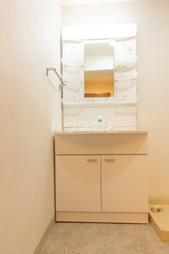 14/28 洗面