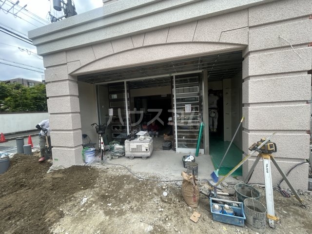 18/21 エントランス
