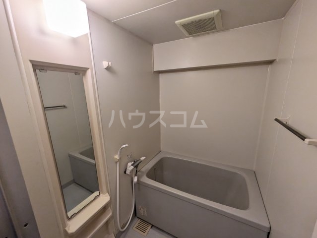 17/30 浴室