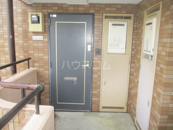18/19 駐車場