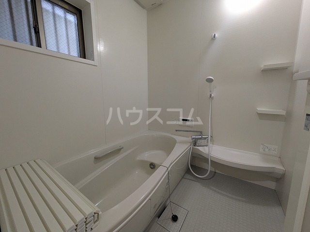 19/30 浴室
