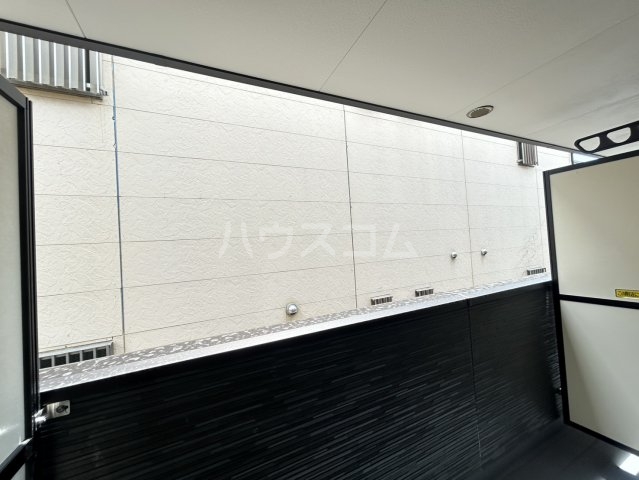 15/28 バルコニー