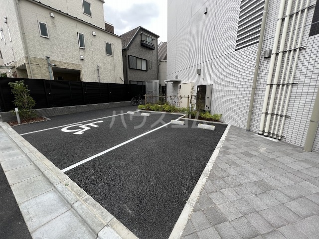 3/7 駐車場