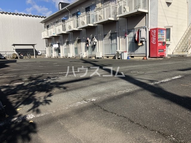 22/30 駐車場