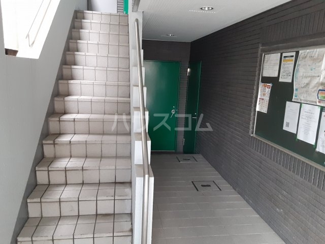 21/24 エントランス