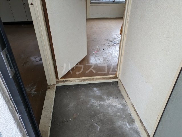 5/13 玄関
