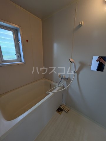 13/30 浴室