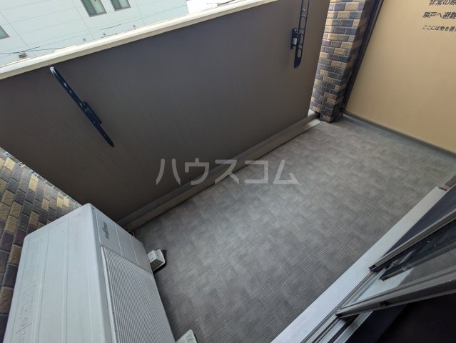 20/30 バルコニー