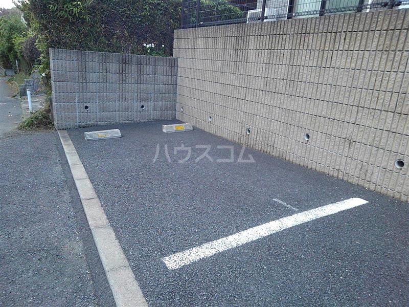 16/26 駐車場