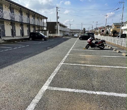 14/18 駐車場