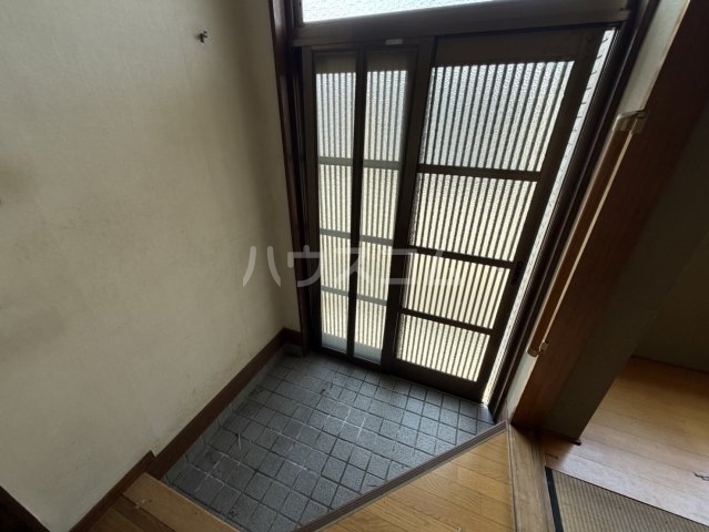 15/29 玄関