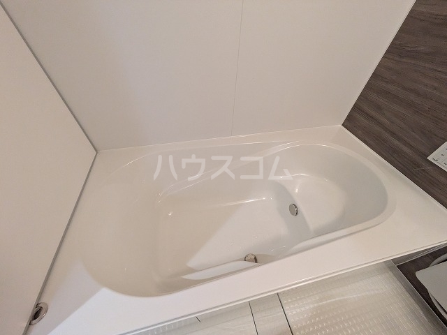 21/30 浴室