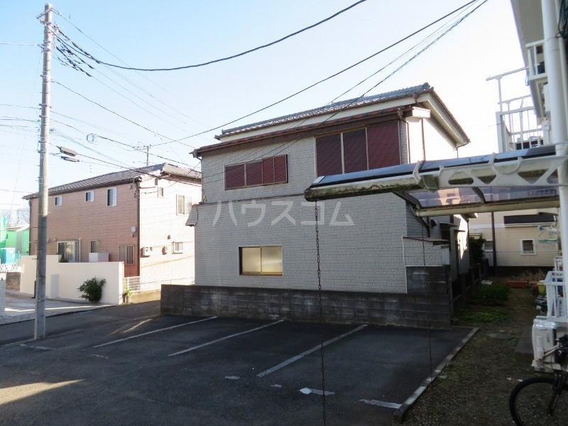 18/25 駐車場