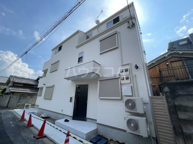 2/30 外観