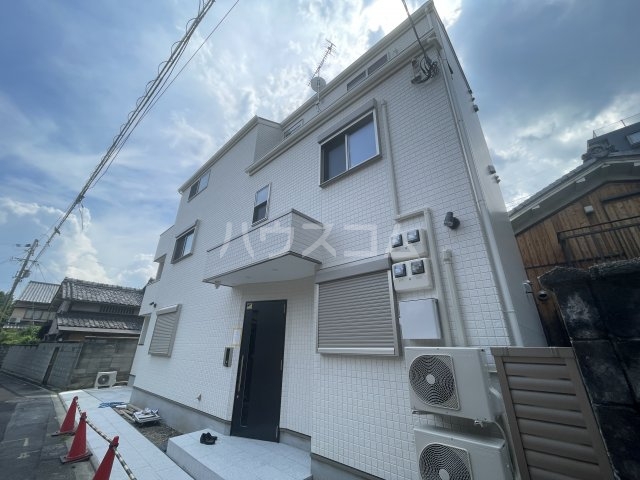 2/30 外観