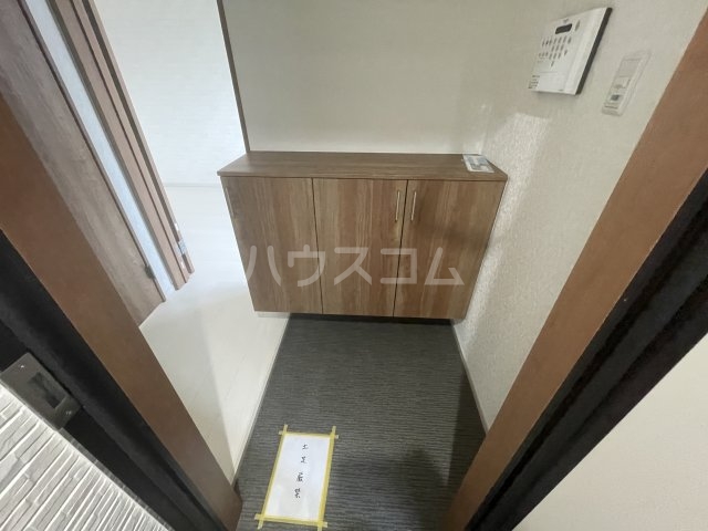 13/30 玄関