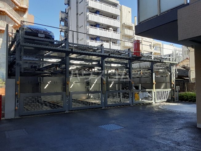 22/30 駐車場