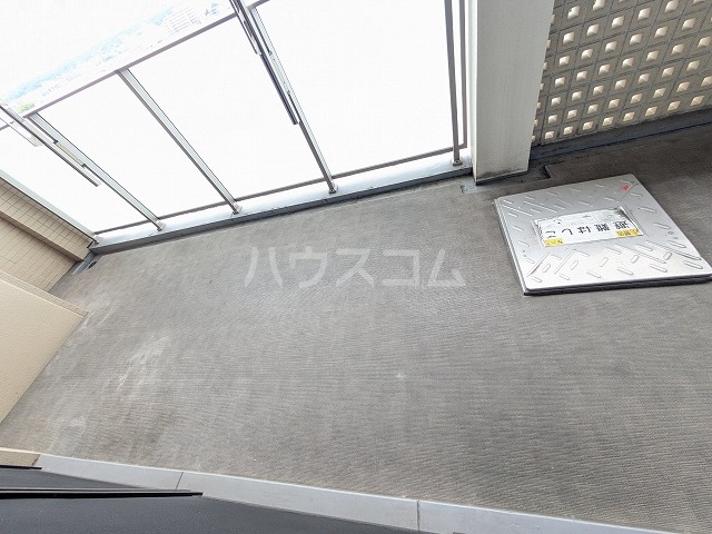 25/30 バルコニー