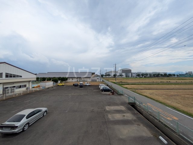 26/30 駐車場