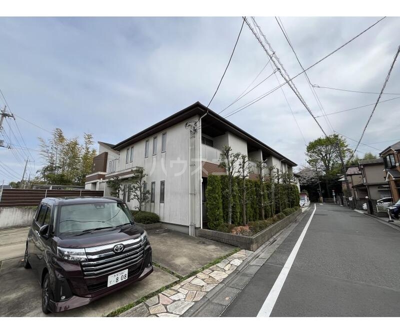 23/25 駐車場