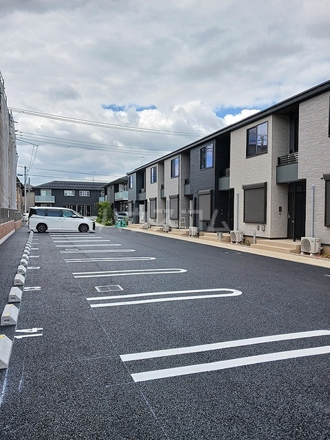 16/30 駐車場