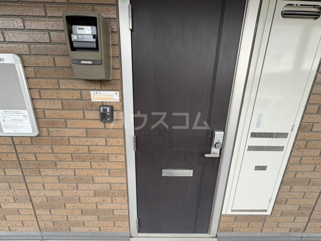 6/18 玄関